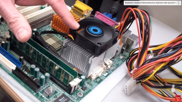 CPU wird zu heiss und überhitzt - PC schaltet sich aus - Temperatur im Bios kontrollieren - Kühler und Lüfter fertig montiert - der Lüfter läuft