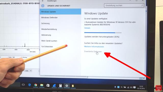 Windows 10 Update deaktivieren - automatische Updates und Übermittlung ausschalten - um das Peer-To-Peer Hochladen von Updates auch auszuschalten, klickt auf "Erweiterte Optionen"
