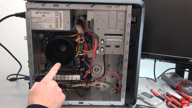 PC defekt - geht nicht an - Bildschirm bleibt schwarz - Reparaturanleitung - PC wird eingeschaltet - Lüfter läuft aber kein Bild und kein Ton