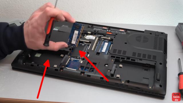 Acer Notebook defekt - öffnen und reparieren - Mainboard ausbauen - V3 771G - HDD oder SSD, RAM-Module und DVD-Laufwerk ausbauen