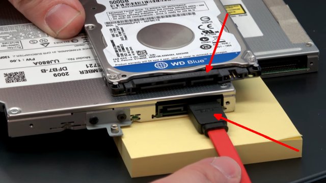 Notebook DVD Laufwerk extern an USB oder in PC einbauen an SATA - oben normaler SATA-Anschluss - unten Slimline-Anschluss