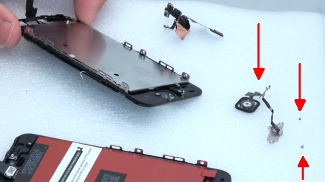 iPhone 5s Display Reparatur + Home Button einfach tauschen - Baueinheit mit Home Button abgeschraubt