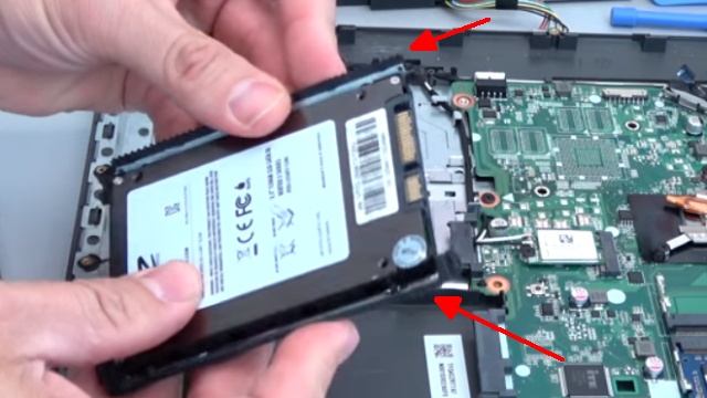 Acer Aspire E15 Laptop Notebook öffnen - HDD SSD Akku Batterie RAM Lüfter wechseln - Festplatte gegen SSD tauschen und Rahmen umbauen