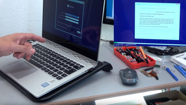 Lenovo Yoga Notebook UEFI Bios einstellen - Windows 10 installieren von USB-Stick - nur eine USB-Schnittstelle Typ A - rechte Seite