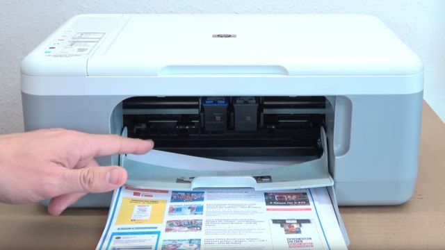 HP Drucker Tintenauffangbehälter voll - Tinte läuft unten aus dem Drucker - Drucker funktioniert soweit normal