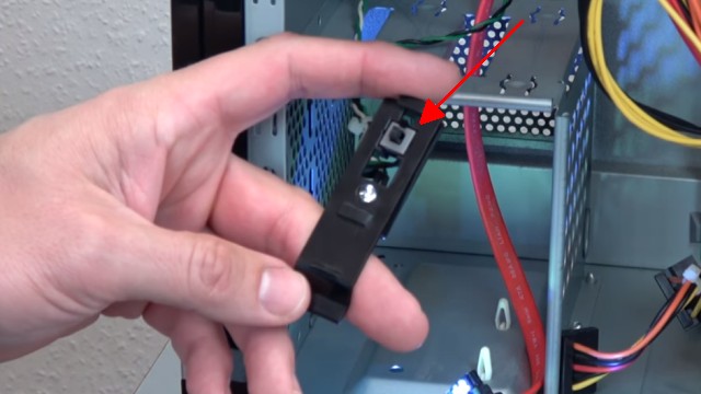 PC startet nicht - geht nicht an - Reparatur für 0,5 Cent - Computer ohne Funktion - Schaltereinheit mit LED